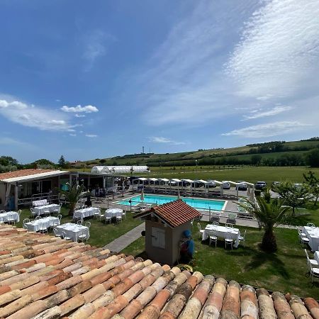 Quattro Stagioni Hotel Fano Exterior photo
